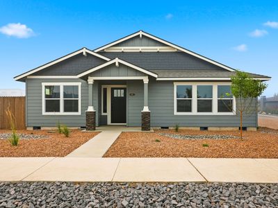 843 NE Discovery Loop