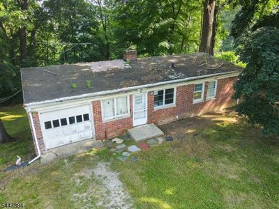 Property at 24 Underrock Rd, Sparta, NJ