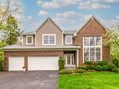 Property at 1695 Natures Way, Lindenhurst, IL