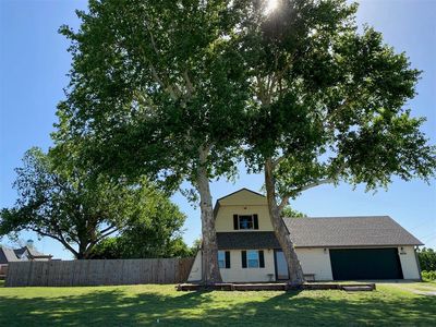 Property at 828 N Finney Way, Fort Cobb, OK