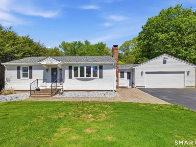 25 Hilltop Drive