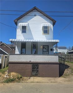 807 Hazlett Ave