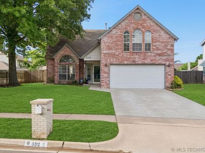 3312 W Houston Pl
