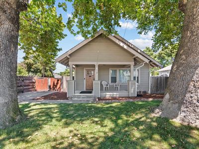 403 Davitt Ave