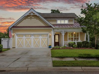 2199 Birchwood Circle