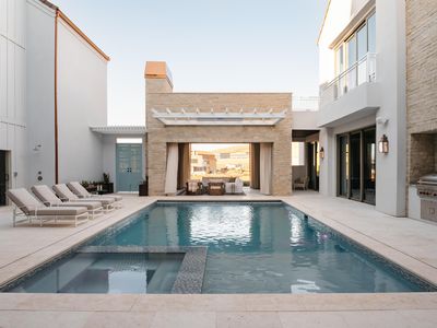 936 W Sapphire Sky St