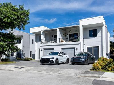 2061 Washington Ave UNIT 4