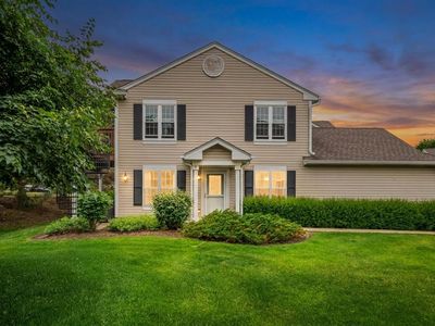 Property at 513 Windham Cove Dr, Crystal Lake, IL