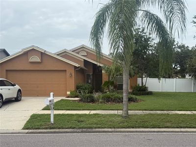 11516 Whispering Hollow Dr