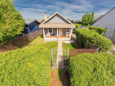 110 N Hutchinson Rd