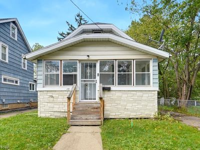 970 Mercer Ave