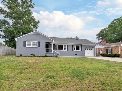 223 Shadywood Dr