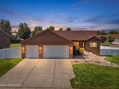 891 N Harlequin Dr