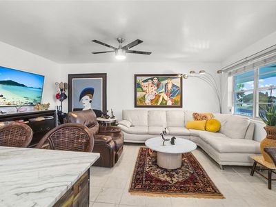 181 Lyndhurst #181-L