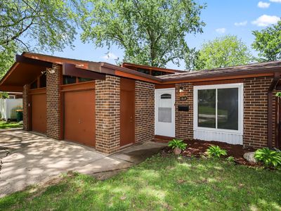 1613 Mary Ann Ln