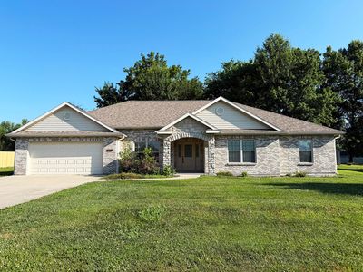 1005 Bradford Cir