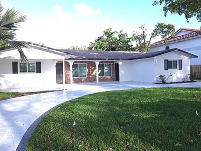 5210 NE 14th Way