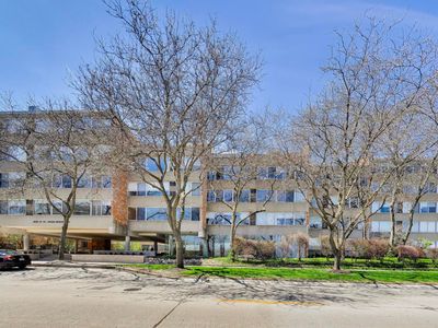 2024 Saint Johns Ave APT 301