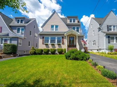 1269 Robinson Ter