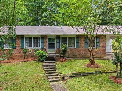 1230 Red Bud Dr