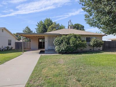 1045 E La Mesa Drive