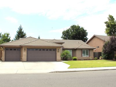 2151 W Orange Avenue