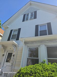 66 Lewis St