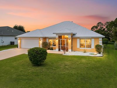 6446 NW Hacienda Court