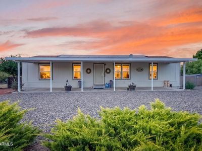 2840 E ZACHARY Lane