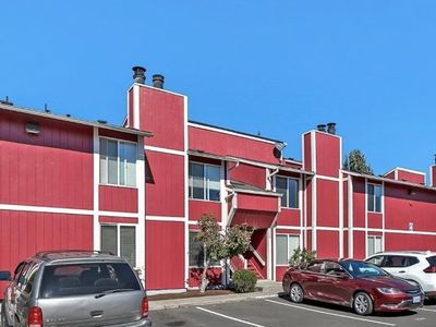 1470 SE Walnut St APT 210