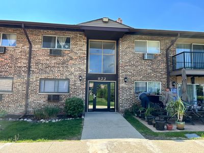 822 E Old Willow Rd APT 201