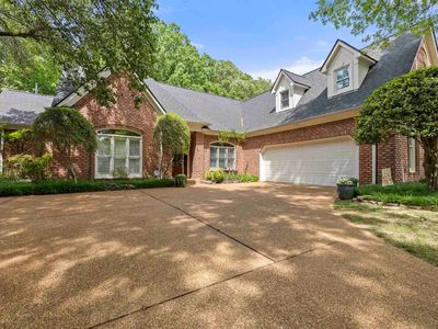 2142 Lake Page Dr