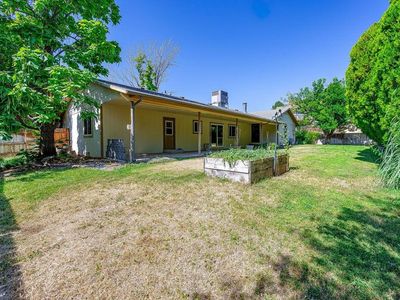 2220 Ridge Dr