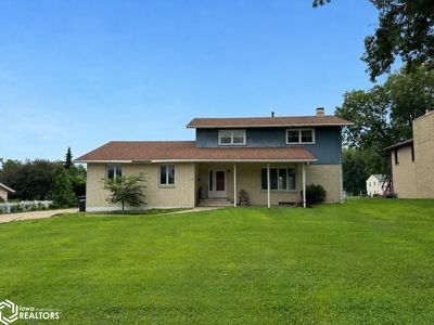 307 W State St