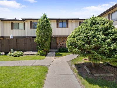7345 Winthrop Way Unit 10