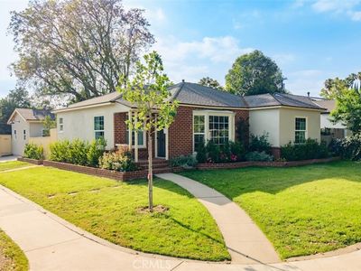 6525 Ruffner Ave