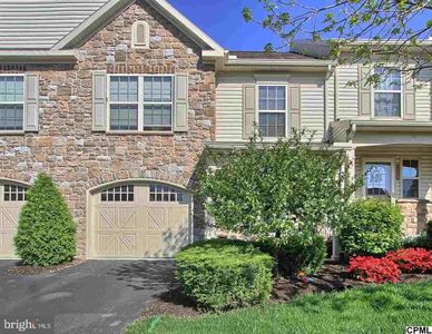 Property at 473 Nursery Dr N, Mechanicsburg, PA
