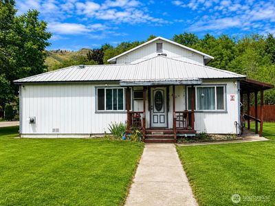 402 Juniper Street