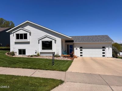1726 Volk Dr