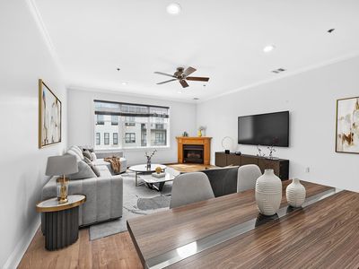 82 Clinton St APT 4E