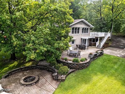 14316 Maple Dr SE