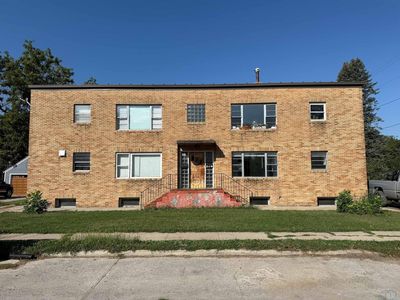 416 Michigan St