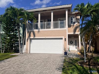 381 NE 35th Terrace