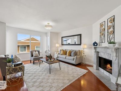 738 Le Conte Ave #2
