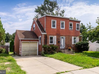 25 Adams Ave