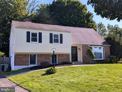 1320 Greentree Dr