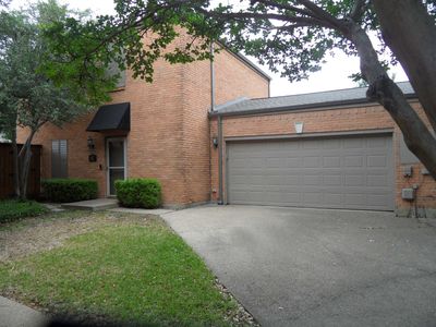 5743 Remington Park Sq