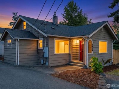 1510 E Sunset Drive