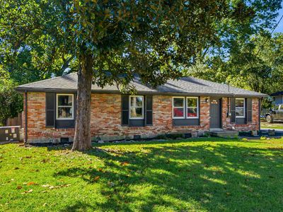5035 Bonnameade Dr