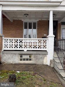 730 W Erie Ave